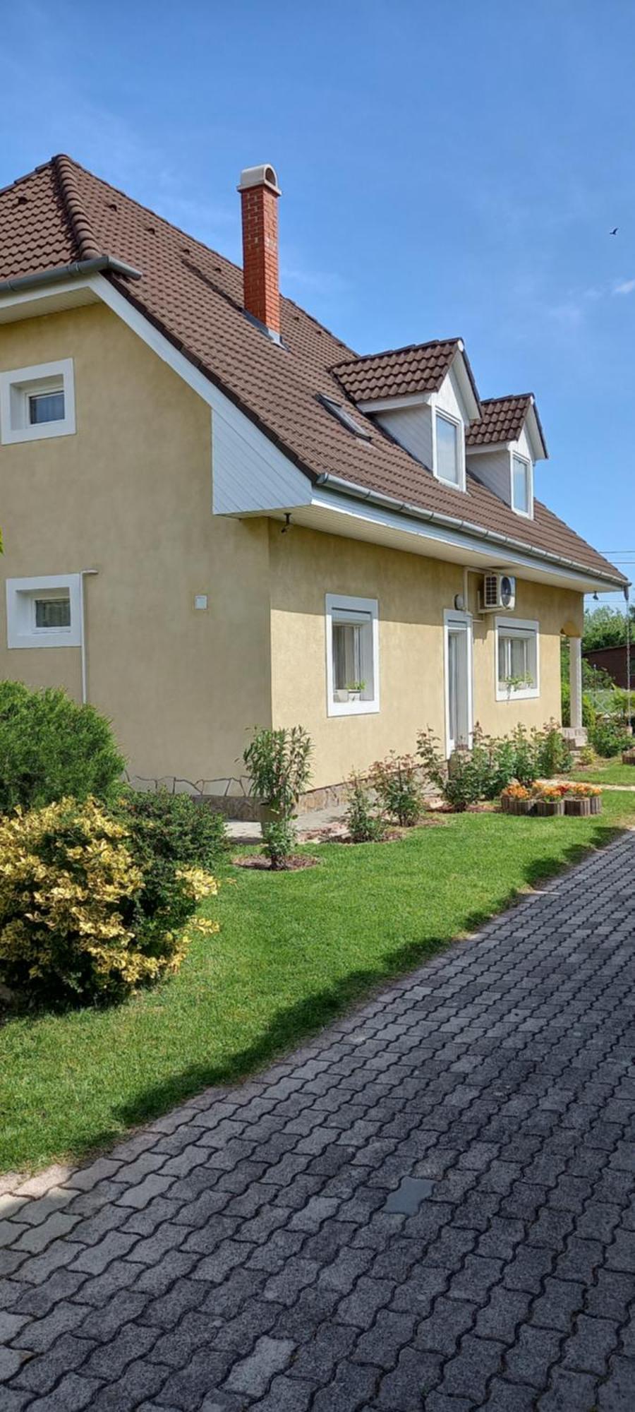 Апартаменти Patrik Apartman Шіофок Екстер'єр фото